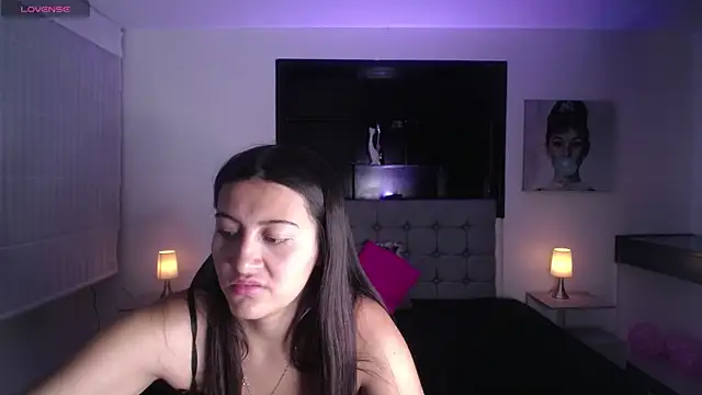 Snapshot of Sweett_liia_ chatting on 05-26-26, 08:05 Sweett liia online show from 05-26-26, 08:05