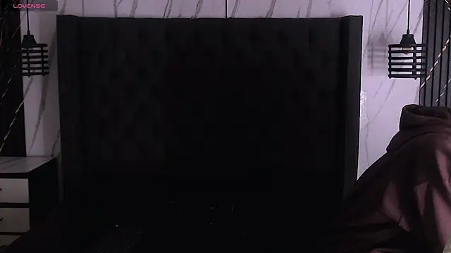 Santiago Ortiz  online show from 04-12-26, 01:05