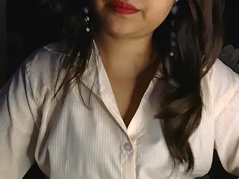 sassy slut 69 online show from 05-28-26, 04:43