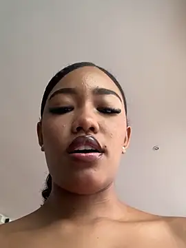 kali rousse online show from 04-14-26, 12:22