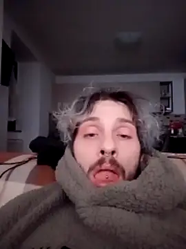 Snapshot of Magikmike94 chatting on 02-18-26, 01:12 Magikmike94 online show from 02-18-26, 01:12