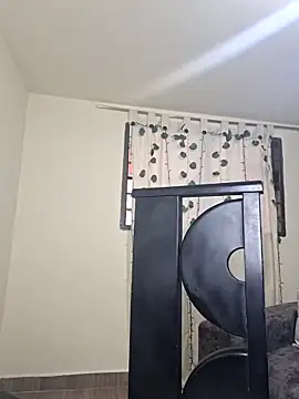 Miiia a online show from 04-10-26, 09:08