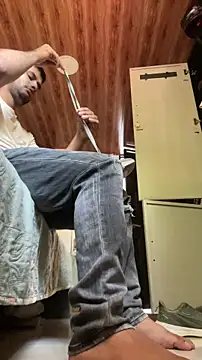 Snapshot of walterktm chatting on 02-28-26, 02:40 walterktm online show from 02-28-26, 02:40