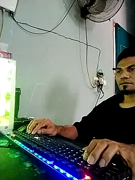 Snapshot of UcEng_Lab chatting on 03-16-26, 04:40 UcEng Lab online show from 03-16-26, 04:40