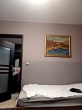 DlaNiej online show from 03-07-26, 04:37