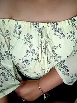 SEXY COLLEGE GIRL9 online show from 03-05-26, 03:08