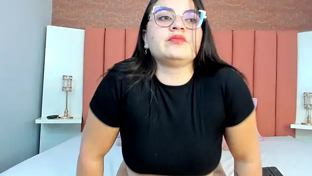 Snapshot of AmaraMonroe chatting on 02-26-26, 12:37 AmaraMonroe online show from 02-26-26, 12:37