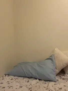 h oney4411 online show from 03-18-26, 04:32