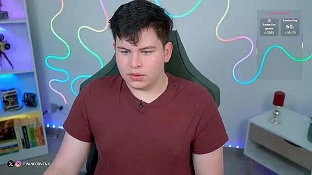 Snapshot of EvanCorvinx chatting on 02-20-26, 02:06 EvanCorvinx online show from 02-20-26, 02:06