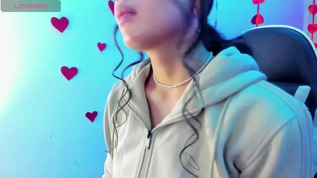 Snapshot of angell_cooper8 chatting on 02-19-26, 06:37 angell cooper8 online show from 02-19-26, 06:37