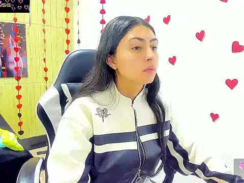 Snapshot of angell_cooper8 chatting on 03-03-26, 12:00 angell cooper8 online show from 03-03-26, 12:00