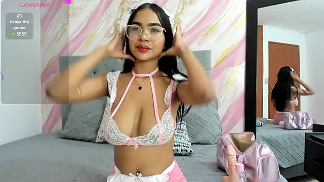 SamanthaStorm online show from 03-18-26, 07:17