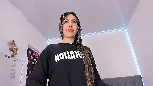 Snapshot of Ariana-Cobos chatting on 03-03-26, 02:56 Ariana-Cobos online show from 03-03-26, 02:56