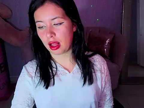 Snapshot of Kylia_a chatting on 02-26-26, 07:57 Kylia a online show from 02-26-26, 07:57