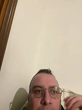 Snapshot of cristian_anal88 chatting on 02-28-26, 05:47 cristian anal88 online show from 02-28-26, 05:47