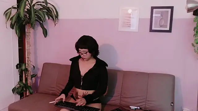 Bel Vamp online show from 04-15-26, 04:52