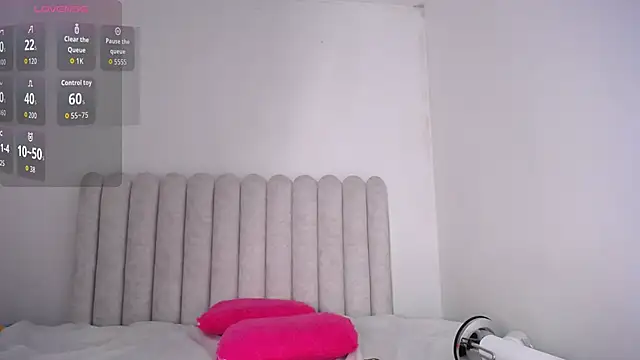 MiaFoox   online show from 03-05-26, 03:24