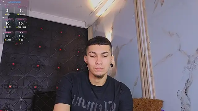 Logan and Reachel online show from 04-17-26, 07:06