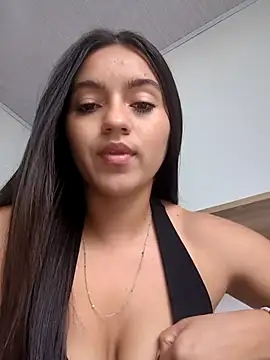 Snapshot of DulceCaroX chatting on 07-24-26, 01:20 DulceCaroX online show from 07-24-26, 01:20