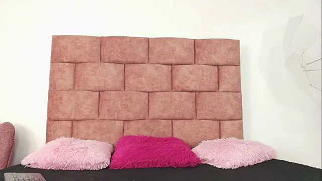 Snapshot of Fulll_Ass_Nastyy chatting on 02-21-26, 02:18 Fulll Ass Nastyy online show from 02-21-26, 02:18