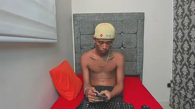 Little Twink19x online show from 02-28-26, 12:00