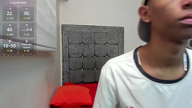 Little Twink19x online show from 03-07-26, 07:11