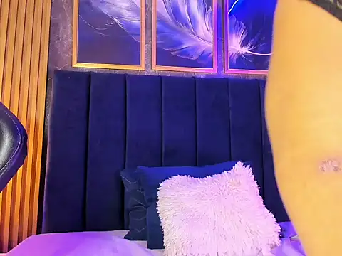 Julietta Foxx online show from 03-25-26, 03:56