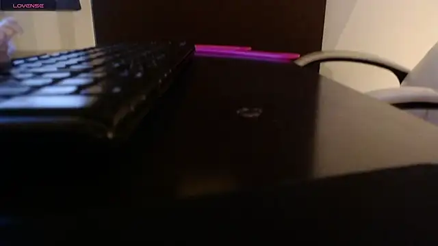 Snapshot of velvet_o chatting on 02-21-26, 03:07 velvet o online show from 02-21-26, 03:07