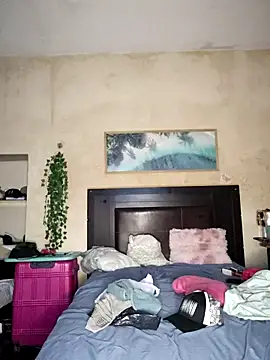 Snapshot of HxeUnleashedx chatting on 02-19-26, 04:41 HxeUnleashedx online show from 02-19-26, 04:41