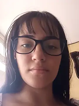 Snapshot of sara_cute_so chatting on 06-05-26, 04:02 sara cute so online show from 06-05-26, 04:02