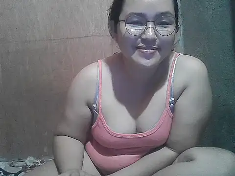 Snapshot of wildchinita00 chatting on 02-21-26, 12:55 wildchinita00 online show from 02-21-26, 12:55