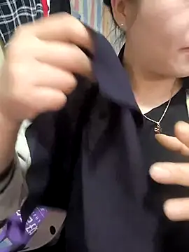 Snapshot of MayEva_ly chatting on 02-21-26, 02:01 MayEva ly online show from 02-21-26, 02:01