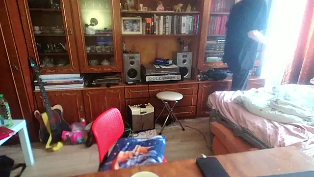 vika stripc online show from 02-19-26, 10:11