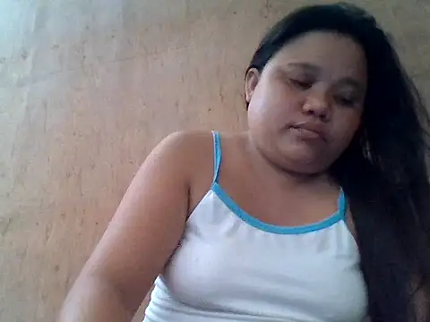 Snapshot of sweetlyn31 chatting on 05-06-26, 05:25 sweetlyn31 online show from 05-06-26, 05:25