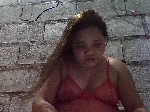 Snapshot of sweetlyn31 chatting on 06-14-26, 10:12 sweetlyn31 online show from 06-14-26, 10:12