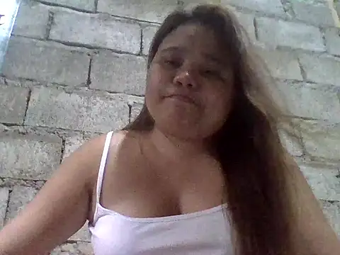 Snapshot of sweetlyn31 chatting on 07-18-26, 08:40 sweetlyn31 online show from 07-18-26, 08:40