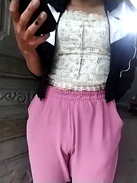 ngocbao11 online show from 03-15-26, 12:38