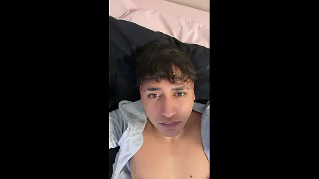 Alejandroml2 online show from 03-13-26, 12:06