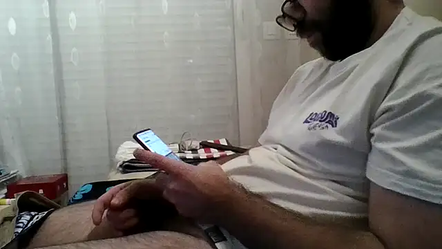 Snapshot of Florent1307 chatting on 08-07-26, 11:18 Florent1307 online show from 08-07-26, 11:18