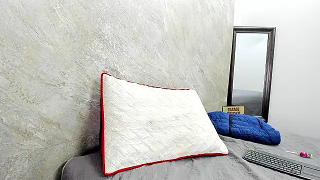 Snapshot of Mick-lollipop chatting on 02-28-26, 07:48 Mick-lollipop online show from 02-28-26, 07:48