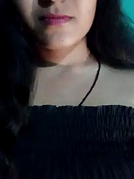 Snapshot of Nivya-Singh chatting on 02-24-26, 06:44 Nivya-Singh online show from 02-24-26, 06:44