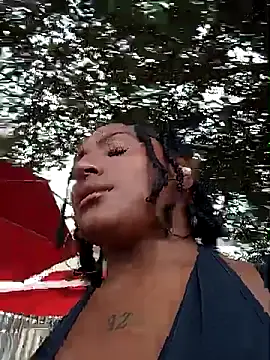 Snapshot of Emma_Dancer chatting on 07-16-26, 01:06 Emma Dancer online show from 07-16-26, 01:06