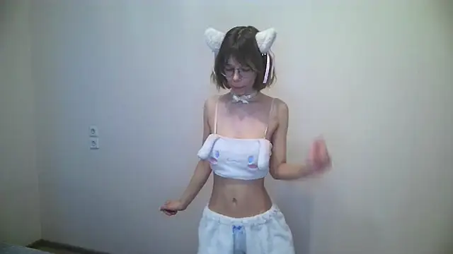 Snapshot of Kate_Mooss chatting on 03-02-26, 01:29 Kate Mooss online show from 03-02-26, 01:29