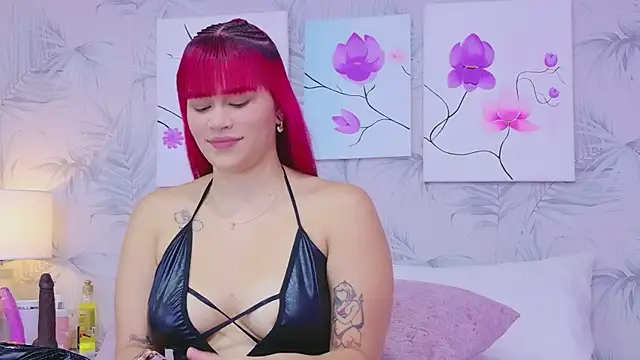 Snapshot of CherryTayloor chatting on 05-15-26, 03:35 CherryTayloor online show from 05-15-26, 03:35
