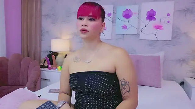 Snapshot of CherryTayloor chatting on 05-30-26, 02:30 CherryTayloor online show from 05-30-26, 02:30