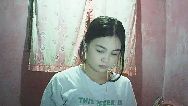 DessertFlower online show from 03-27-26, 02:39