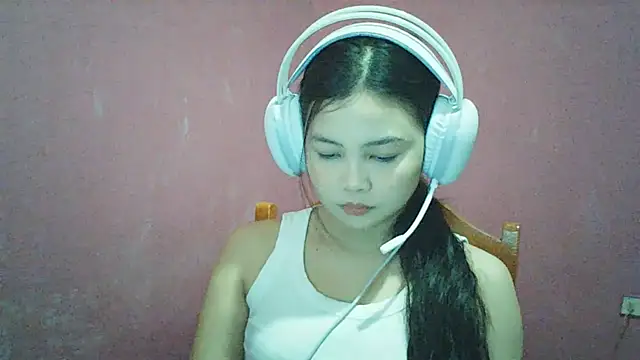 DessertFlower online show from 05-20-26, 03:13