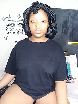 Snapshot of Divine_Beautyxx chatting on 05-22-26, 02:08 Divine Beautyxx online show from 05-22-26, 02:08