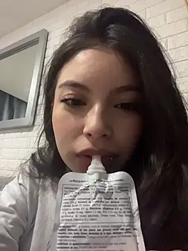 Mady Pink online show from 03-26-26, 04:40