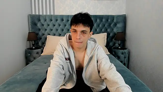 ClarkBev online show from 04-17-26, 09:45